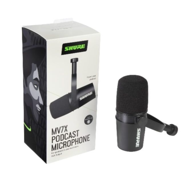Shure MV7 Podcast Microphone Bundle